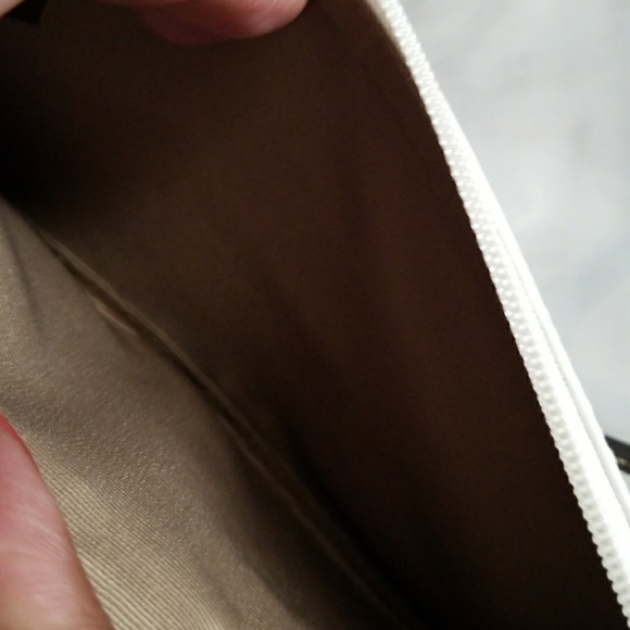 Wallet - Picture 3 of 4